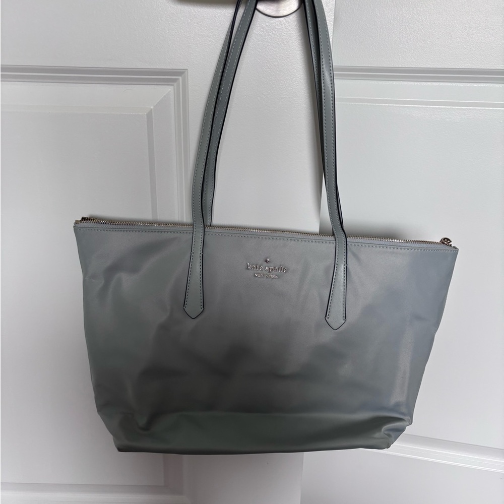 Kate Spade Gray Leather Tote Versatile Everyday Bag